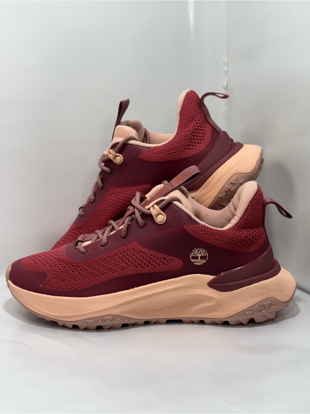 Timberland Motion Access Women's Size 6.5 Red/Peached Tone Hiking/Trail Shoes
